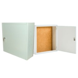 Regsitro secundario ICT2, 450x450x150mm, fondo madera, con llave, puerta sin bisagras.