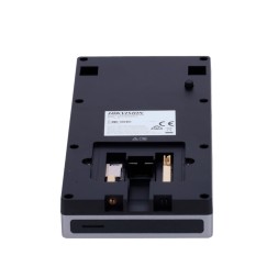 Control de acceso con cámara y lector QR, IP65, IK09, para supervisión vía smartphone. Lector Mifare y teclado.