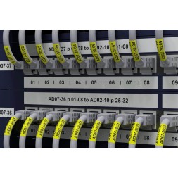 Професійний маркувальник WIFI для стрічок TZe та термоусадочних трубок до 24 мм. Літієва батарея. Набір з 2 стрічками.