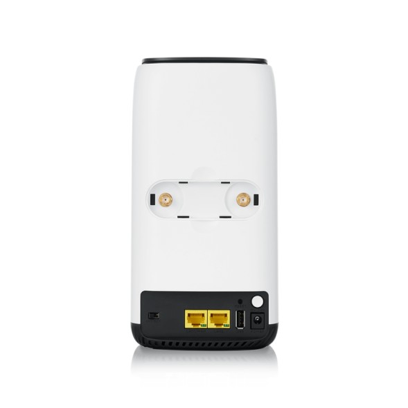 Router 5G Wifi 6, 4x GbE LAN, AC1200 , 26dBm, 2.4 GHz 3 dBi, 5 GHz 5 dBi. Nebula Flex. 1 año de licencia Nebula Pro pack