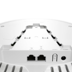 AP AX WIFI 6 2.4/5Ghz, 24dBm, 6dBi, 1Gb RAM, x2 puertos Gb (x1 puerto con POE out), Level 4