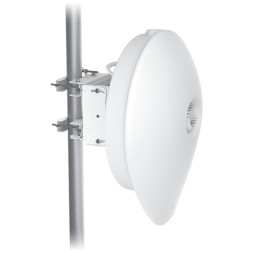 AP de exterior (solo PTP) 60Ghz (con backup en 5Ghz), puerto SFP+, hasta 4Km, GPS, 60GHz: 1.6º, 5Ghz: 5º, Bluetooth (APP UISP®