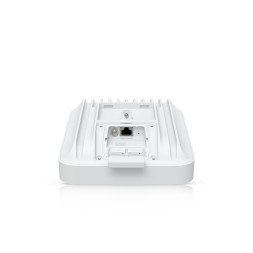Router 5G Ubiquiti U5G-Max-Outdoor - exterior 2.5GbE