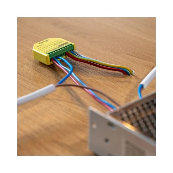 Controlador LED Shelly Plus RGBW PM - WiFi, medición consumo