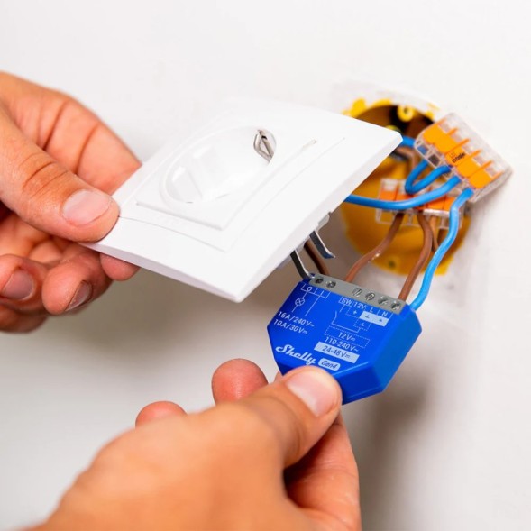 Relé inteligente Shelly 1 Gen4 - contacto seco, WiFi, Zigbee